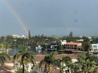 3+1 Condo — 21050 Point Pl APT 702, Aventura, 33180