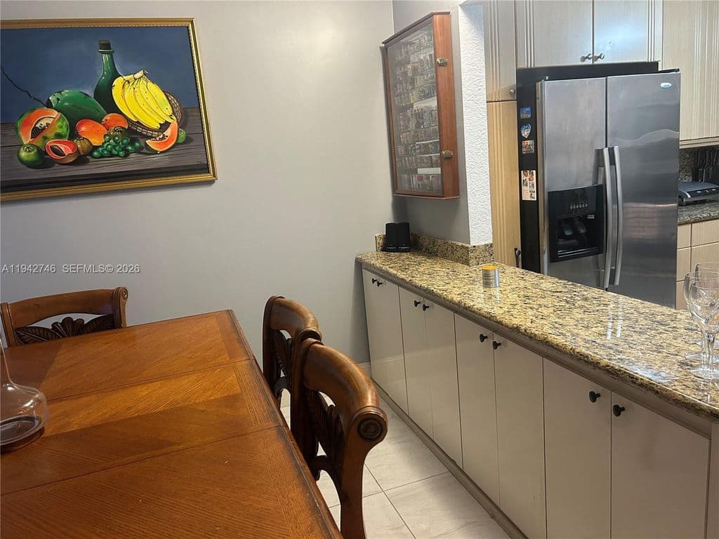 1-bedroom Condo — 8900 Washington Blvd APT 405A