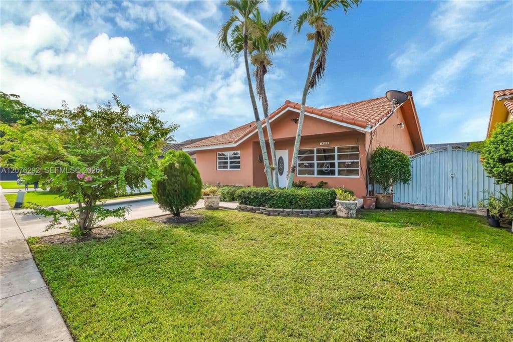 3+1 Müstakil ev — 14526 SW 106th Ter