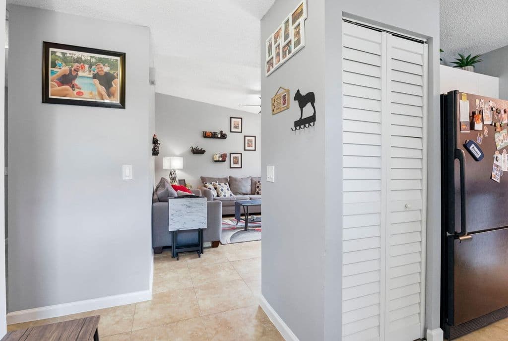 2-bedroom Property — 204 Meadows Drive