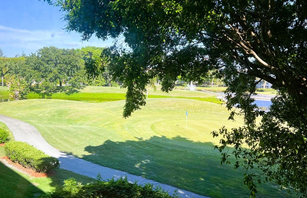 2-bedroom Condo — 3502 Bimini Lane #H3