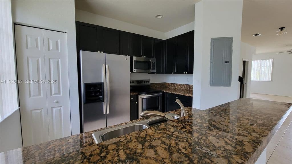 3+1 Mülk — 12600 SW 50th Ct APT 437