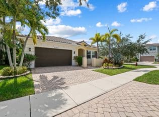 4+1 Müstakil ev — 8361 NW 120TH Way, Parkland, 33076