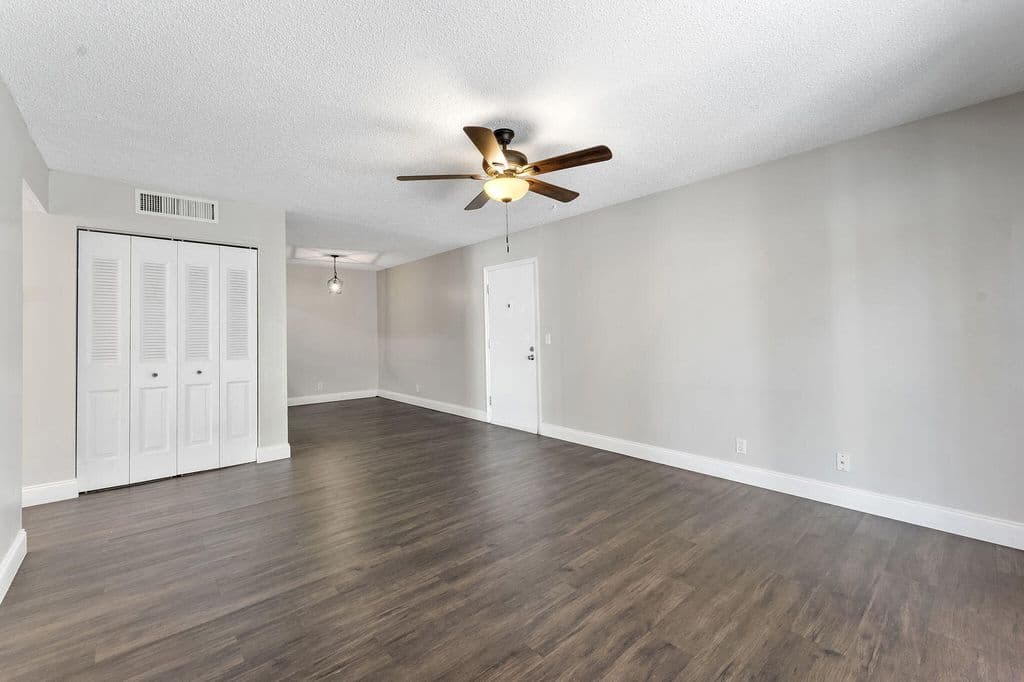 2+1 Condo — 1500 N Congress Avenue #C19
