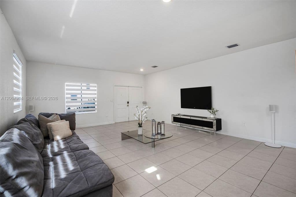 5+1 Müstakil ev — 21189 SW 127th Ct