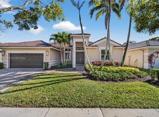 5+1 Müstakil ev — 1623 Blue Jay Cir, Weston, 33327