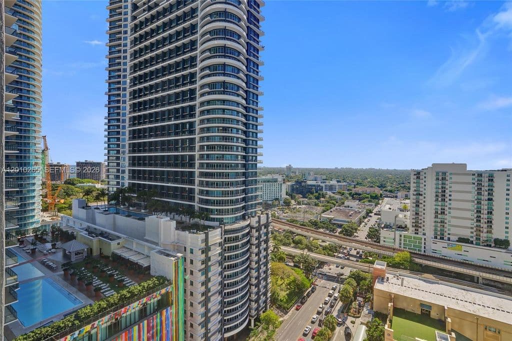 2-bedroom Condo — 1250 S Miami Ave APT 2103
