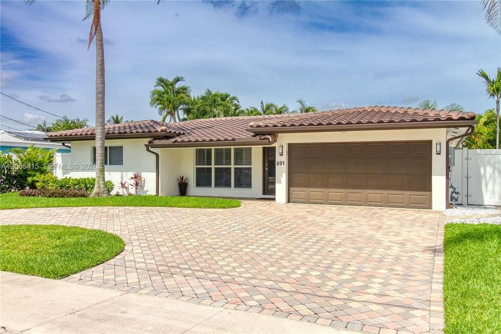 3-bedroom Single-Family Home — 491 SE 10th Ave