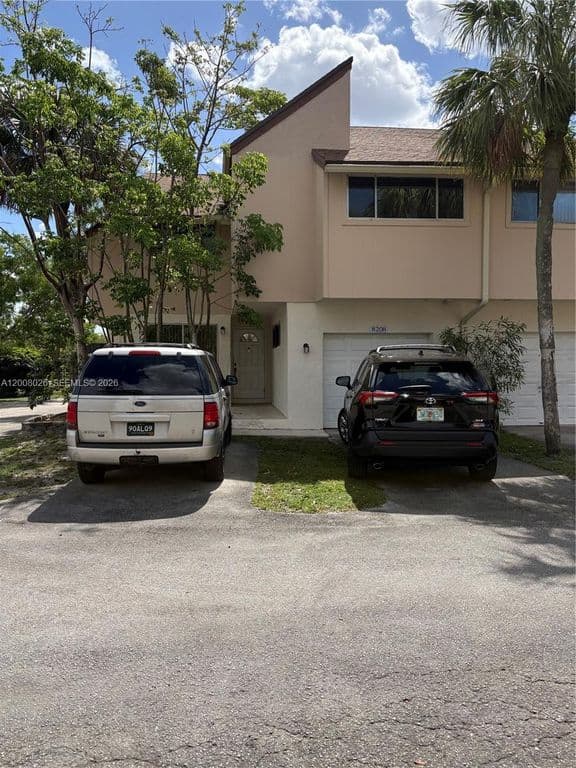 4-bedroom Property — 8208 NW 9th Ct #1