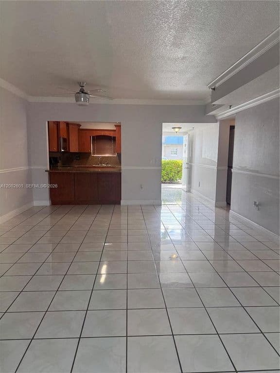 2-bedroom Condo — 8380 NW 103rd St APT 105G