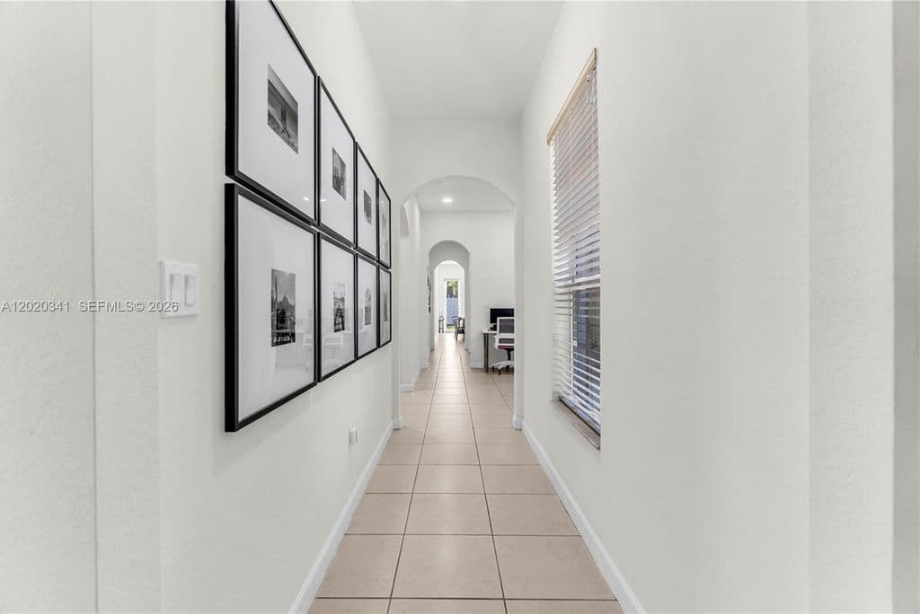 3-bedroom Single-Family Home — 17064 SW 90th Way