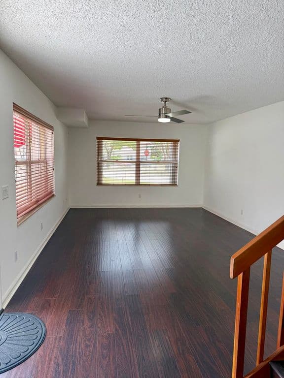 2-bedroom Property — 8161 Andover Court #61d