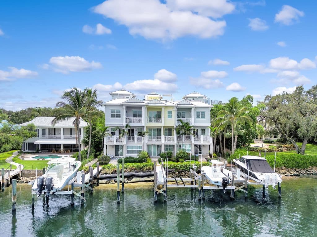 3+1 Condo — 1045 Harbor Villas Drive #5