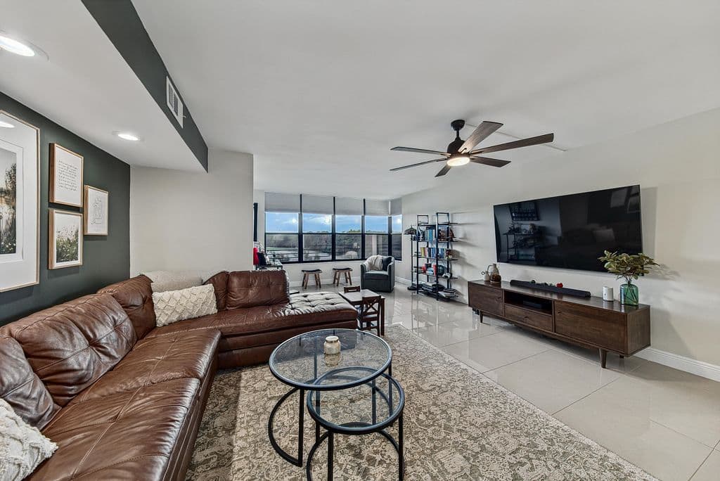 2-bedroom Condo — 2768 Carambola Circle S #506