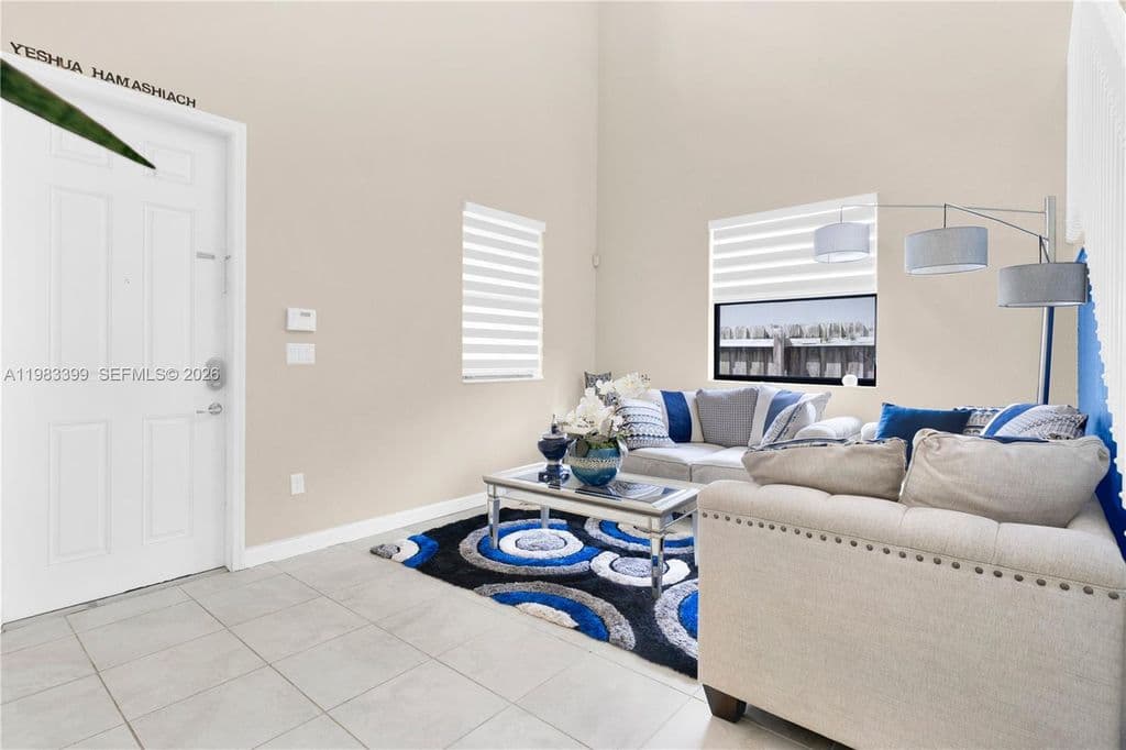 4-bedroom Single-Family Home — 11827 SW 242nd Ter
