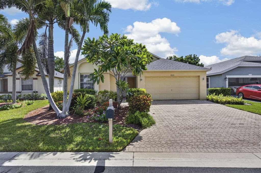3-bedroom Single-Family Home — 2221 SOUNDINGS Court