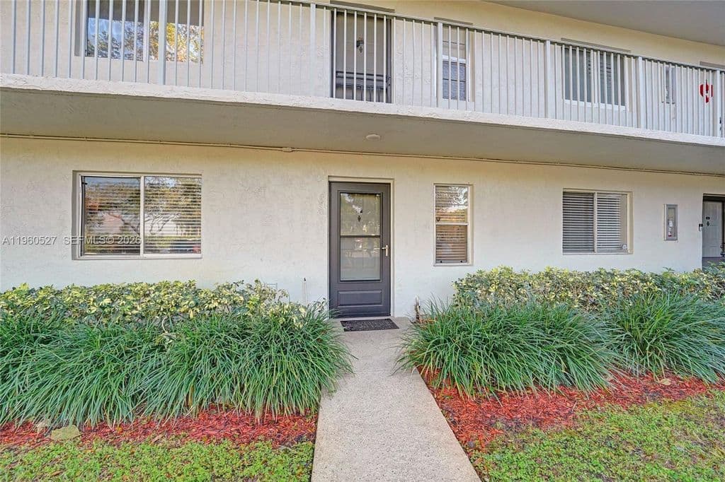 2+1 Condo — 2228 N Cypress Bend Dr APT 103