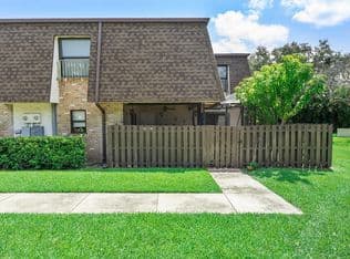 3+1 Townhouse — 2562 NW 99TH Avenue, Coral Springs, 33065
