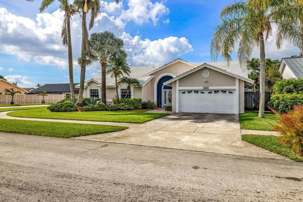 4+1 Müstakil ev — 14500 SW 161st St