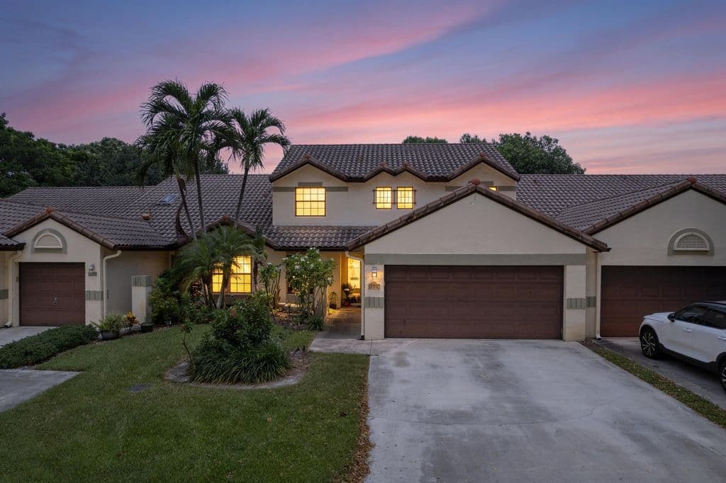 3+1 Mülk — 471 Ashwood Place