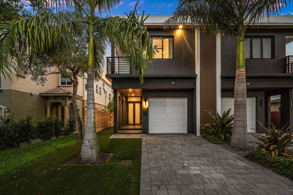 3-bedroom Property — 1123 NE 12th Avenue #A