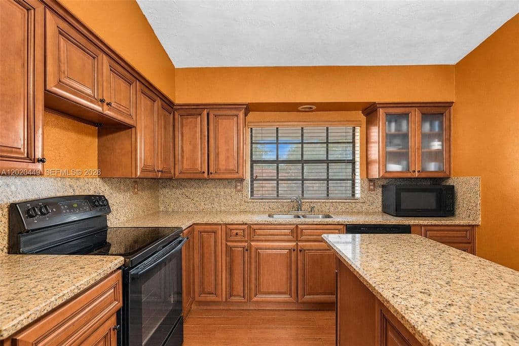 4+1 Müstakil ev — 11061 SW 163rd St