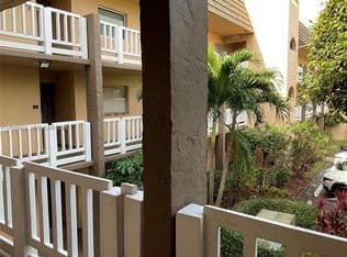 2+1 Condo — 9201 Sunrise Lakes Blvd APT 205, Sunrise, 33322