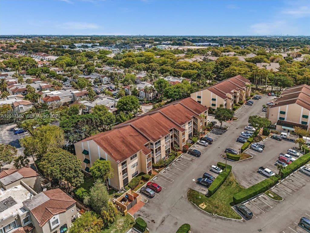 2+1 Condo — 15320 SW 106th Ter APT 1108