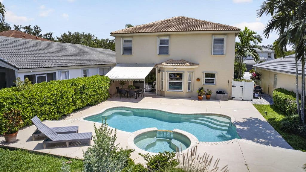 4-bedroom Single-Family Home — 4017 Bluff Harbor Way