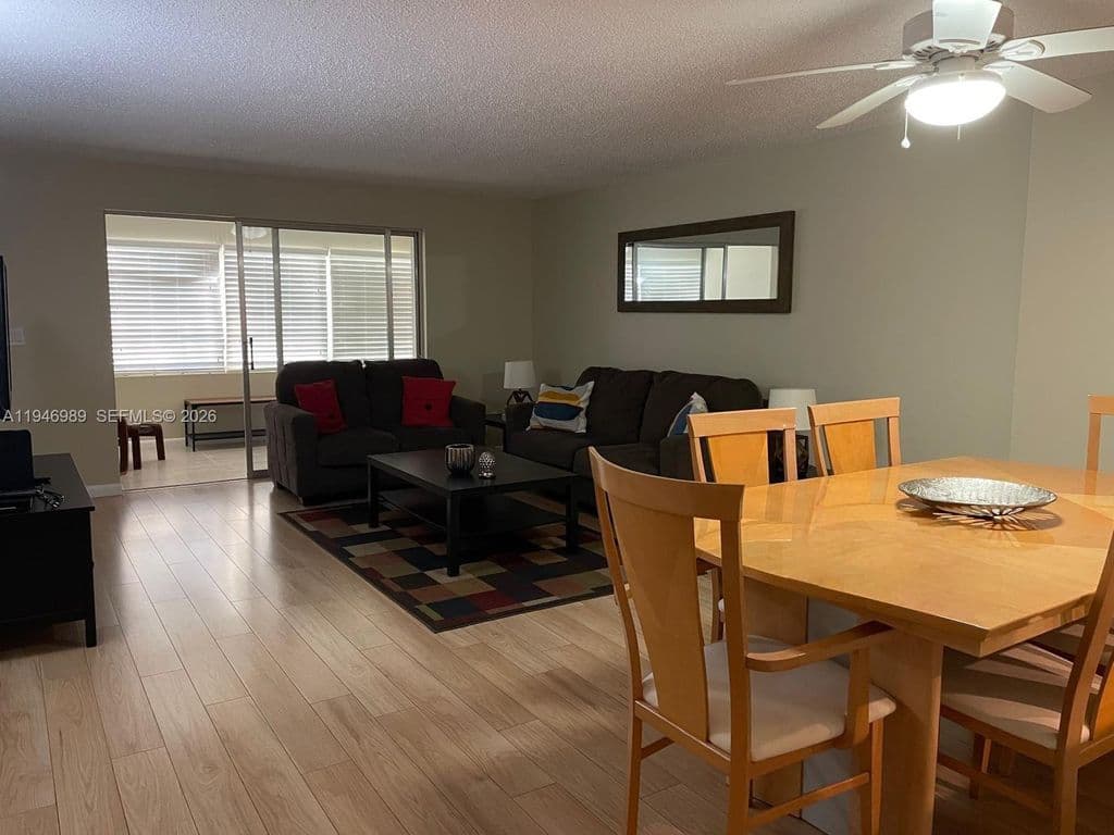 2-bedroom Condo — 121 SE 3rd Ave APT 201