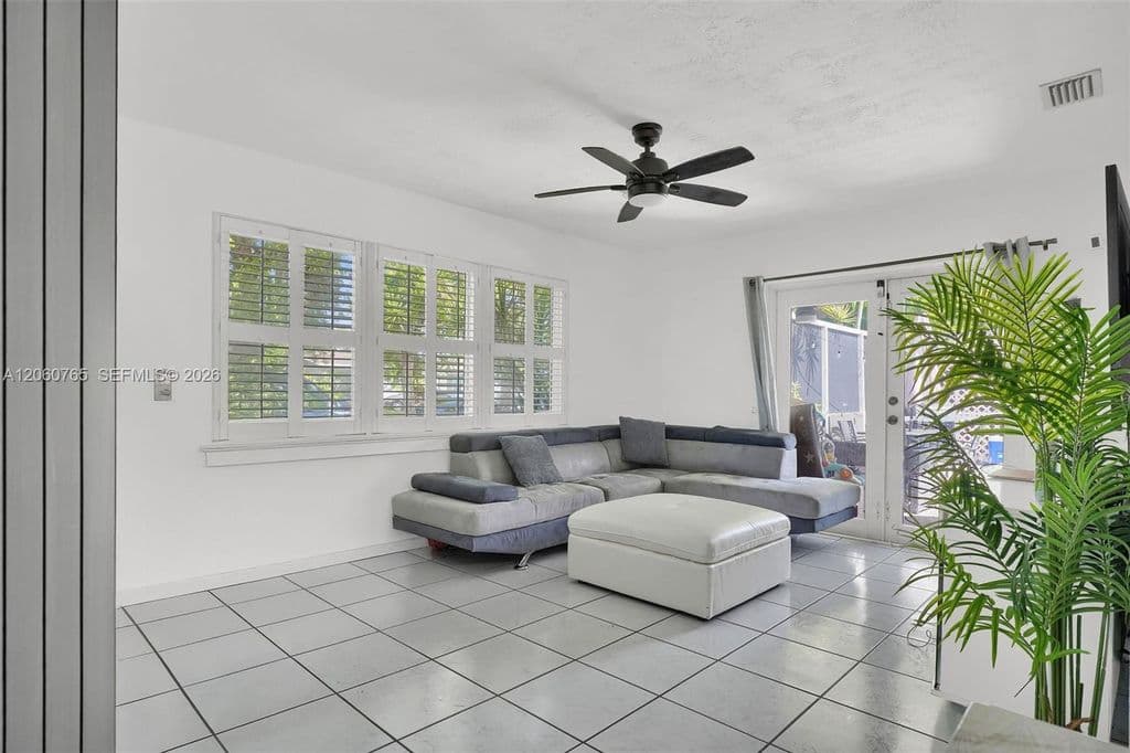 3-bedroom Single-Family Home — 201 N 68th Way