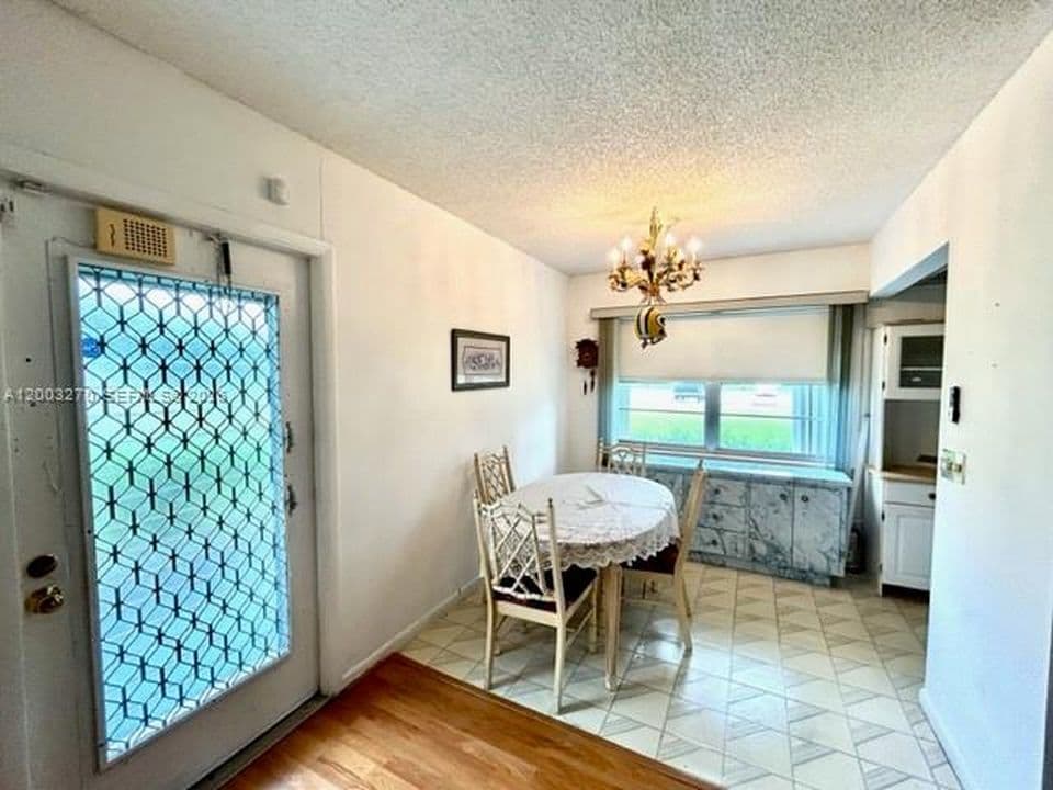 2+1 Condo — 257 Tilford M #257