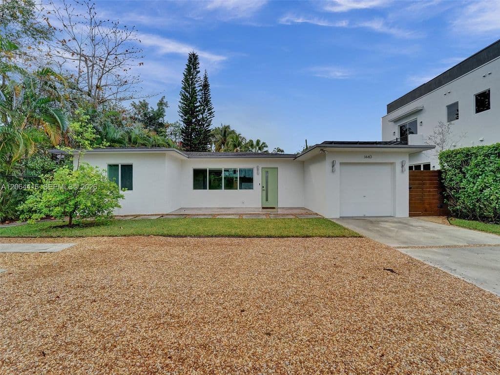 3+1 Müstakil ev — 1440 SW 20th St