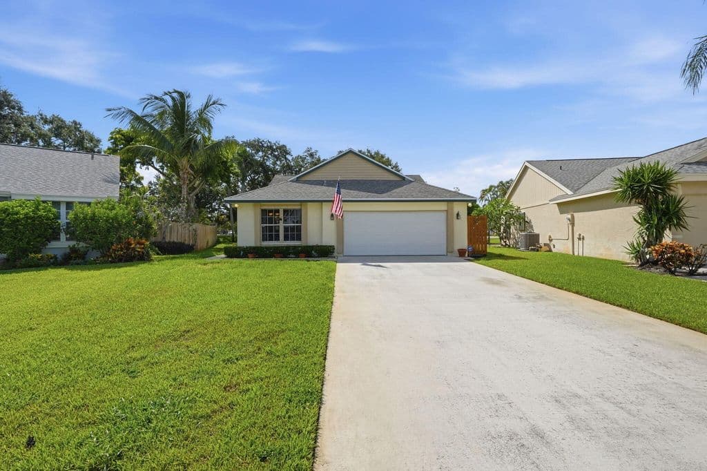 3+1 Müstakil ev — 19 MISTY MEADOW Drive