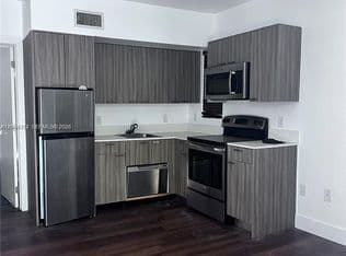 1+1 Condo — 557 Michigan Ave #115, Miami Beach, 33139