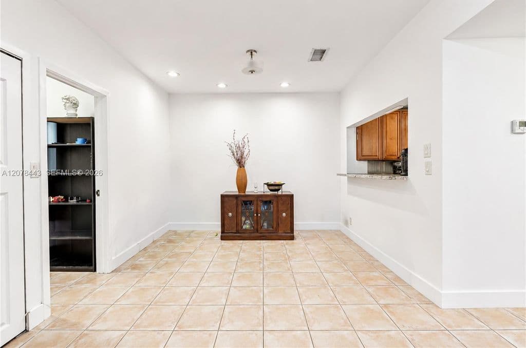 2-bedroom Property — 1501 NW 94th Ave #237