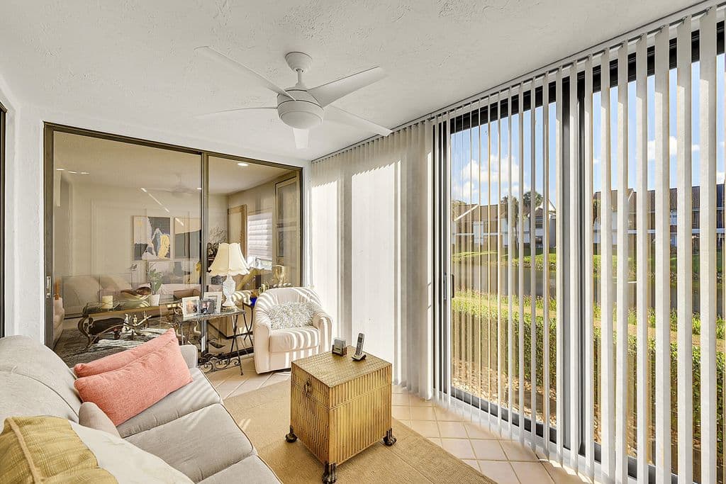 2+1 Condo — 5418 FIRENZE Drive #D