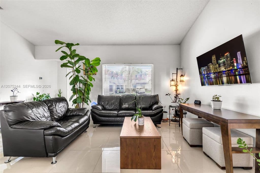 3+1 Müstakil ev — 11740 NW 39th Pl