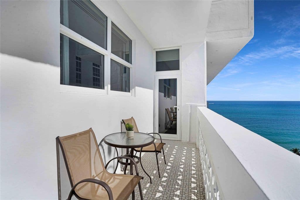 2-bedroom Property — 4250 GALT OCEAN Drive #PHB