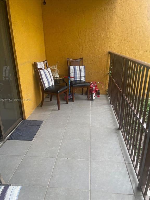 3-bedroom Condo — 636 NW 114th Ave APT 102
