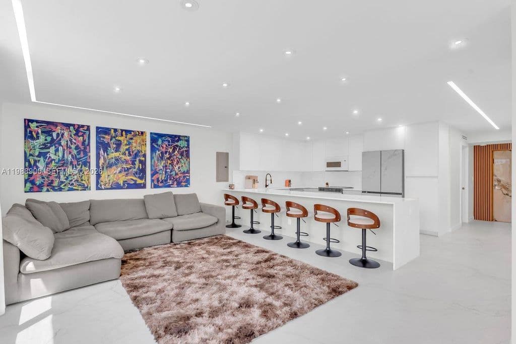 4+1 Condo — 20441 NE 30th Ave APT 424-9
