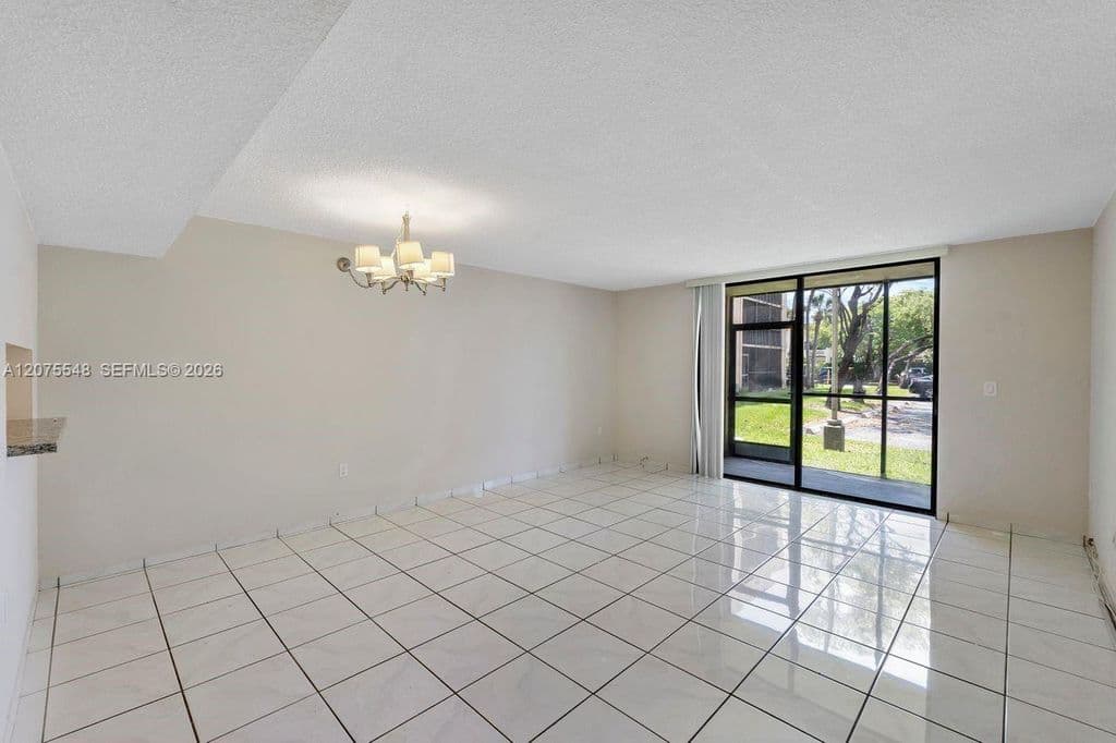 2+1 Condo — 8420 SW 133rd Avenue Rd APT 105