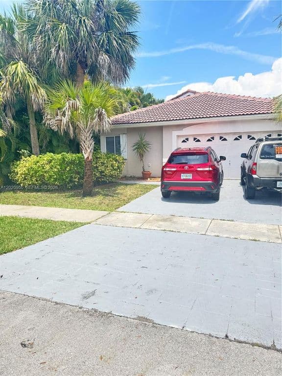 4-bedroom Single-Family Home — 131 SW 178th Way
