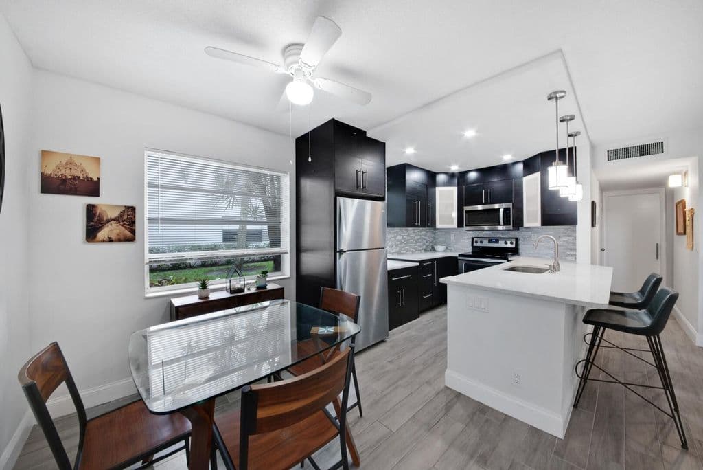 2+1 Condo — 21 Normandy A