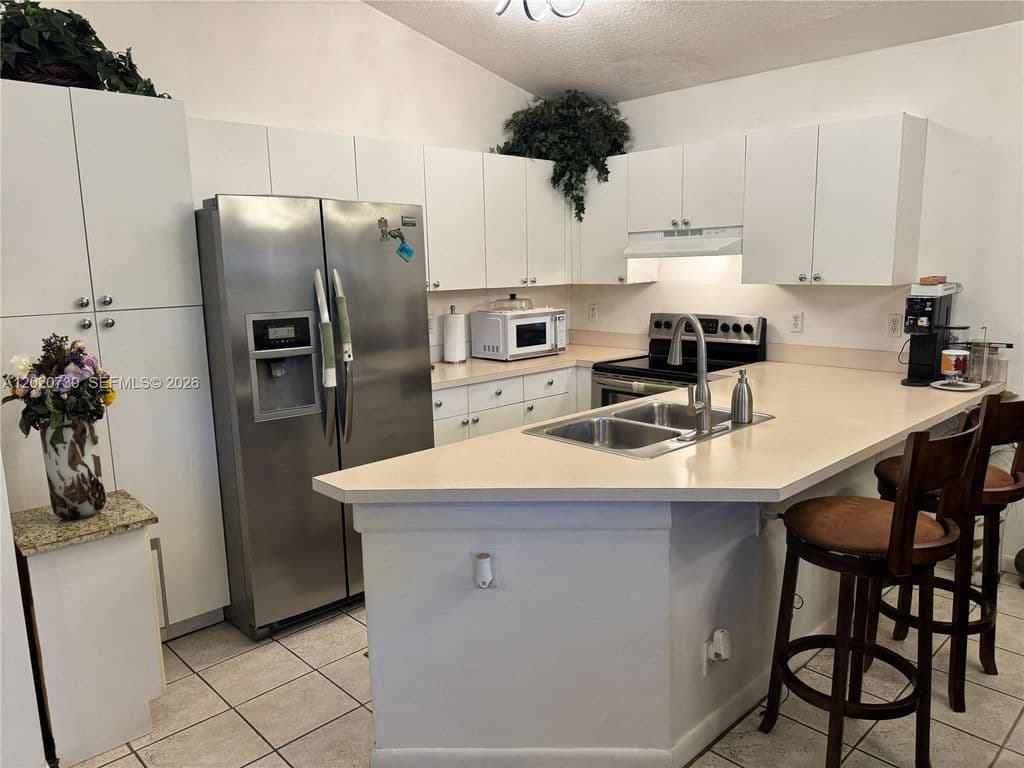 3-bedroom Single-Family Home — 2330 SW 80th Ter