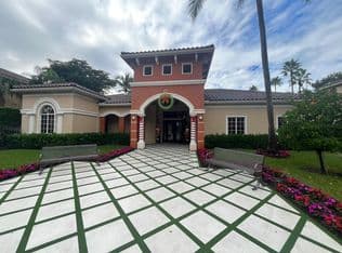 3+1 Condo — 4167 N Haverhill Road #1102, West Palm Beach, 33417