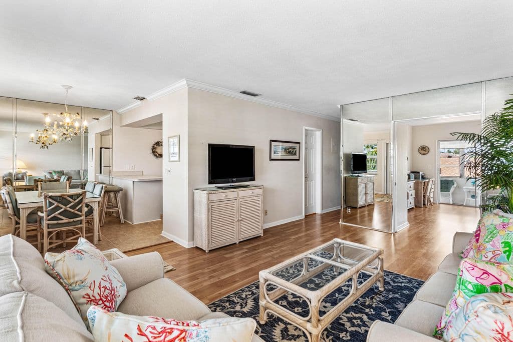 2+1 Condo — 5505 N Ocean Boulevard #8-204