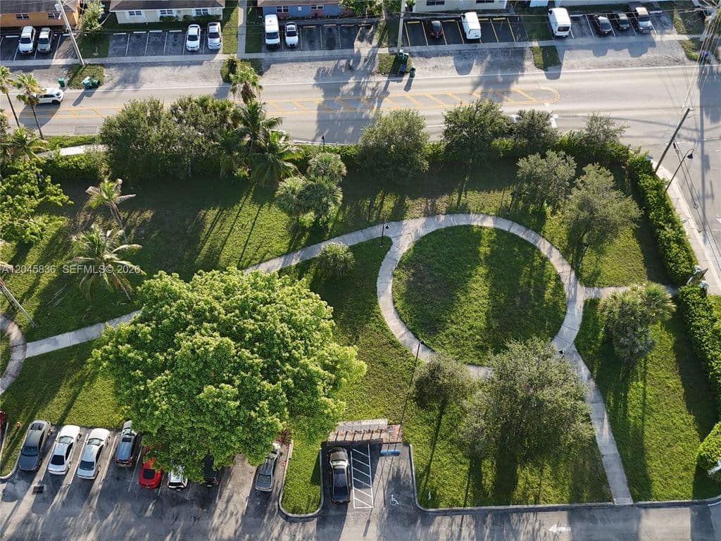 2-bedroom Condo — 1750 NW 55th Ave APT 103