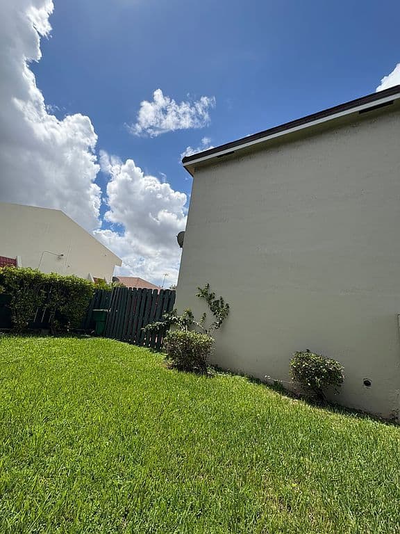 3-bedroom Condo — 8346 NW 10th St APT 1F