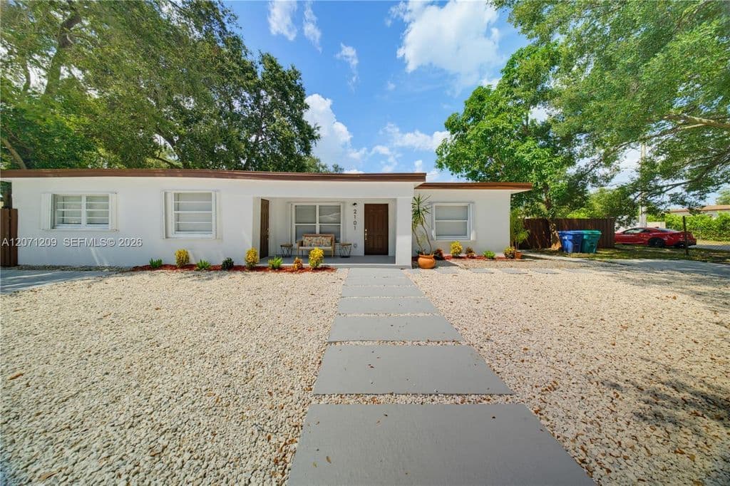 3-bedroom Single-Family Home — 2101 NW 93rd Ter